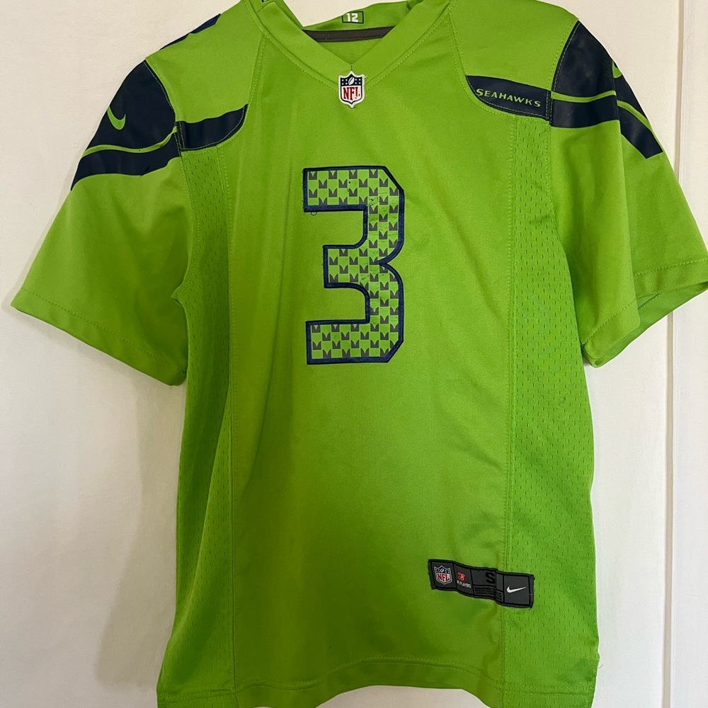 Nike Russell Wilson Jersey green #3 boys small
